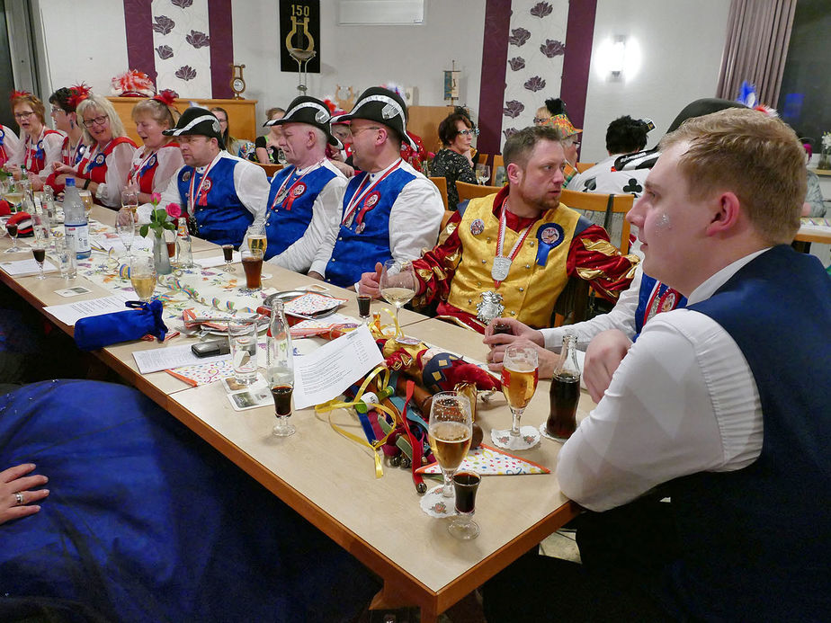 Frauenkarneval der kfd im Landhotel Weinrich (Foto: Karl-Franz Thiede)